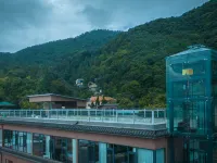 Kunming Yunyin Banshan Resort Hotel (Dianchi Lake Branch, Xishan District) Hotel berhampiran Kunming Xishan Scenic Resort