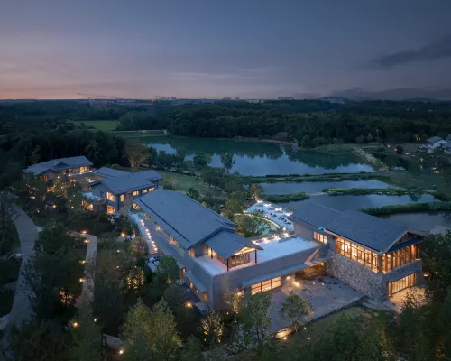 Weichi · Yunmeng Marsh (Ziyou Collection) Homestay Hotel di Xianning