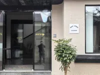 香格里拉半盞·HALF觀景度假民宿（獨克宗古城大佛寺轉經筒店） 香格里拉酒店