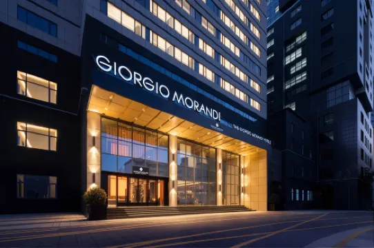 Giorgio Morandi  Weifang Taihua sinomall &Railway Station Store