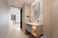 Home Inn · neo - Huajin Avenue Nanfeng Department Store, Linyi, Yuncheng - parking