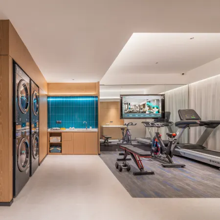 Echarm Hotel (Maoming Xinyi Convention Center Douzhouli Cultural and Creative Street)