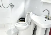 Qilian Cloud Bed and Breakfast - parkir