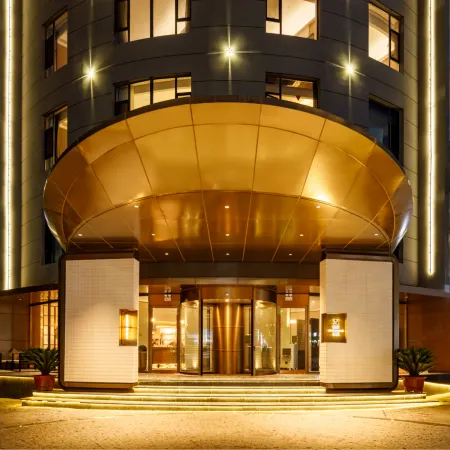 Baicheng Xingye Starry Night Hotel