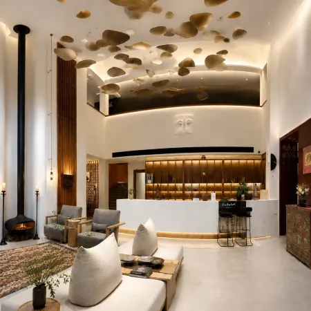Nyingchi SHAKLHO Xia Luo · Nan Su Homestay
