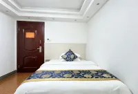 Chongzuo Longsheng Hotel - Bãi đậu xe