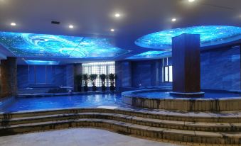 New Xishan Jiujun Hot Spring Bathing Leisure Hotel