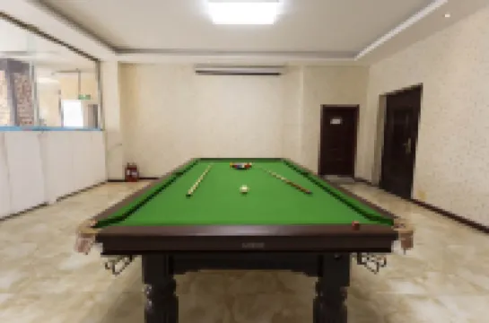 Yipai Chain Hotel (Qi County Bus Station) Hotels in Qi County