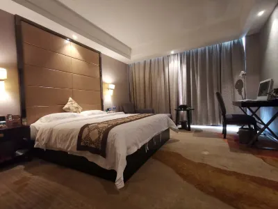 Luanhu Lupin Hotel Hotels near Electronic Times Square