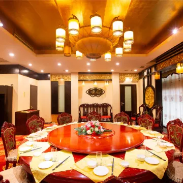 Mingzhu Hotel Отели рядом с достопримечательностью «Huo Min Middle School Education Group (Cheng North Road)»