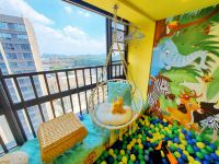 广州彼家公寓 - 大滑梯热带雨林两房一厅套房
