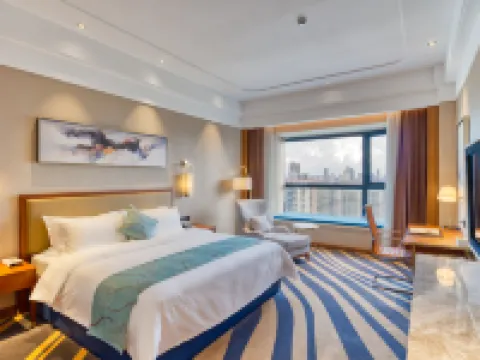 Foshan Park Lane Hotel (Qiandeng Lake) Hotels near Thousand Lantern Lake Park