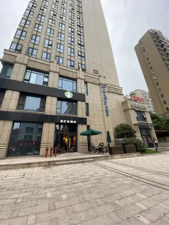 Pai Hotel (Hengdian Wansheng South Street Branch)