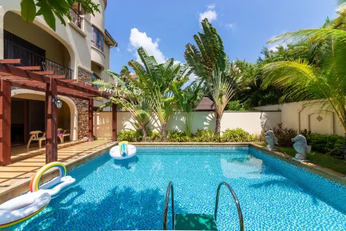 Jingyuan Resort Pool Villa