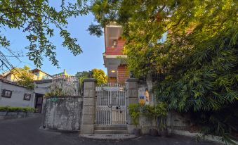 Fenghuangju Hotel (Gulangyu Sunlight Rock)