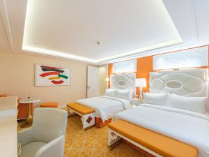 Yongyi Yuelan Holiday Hotel (Chongqing Lianglukou Subway Station Children's Hospital Branch)