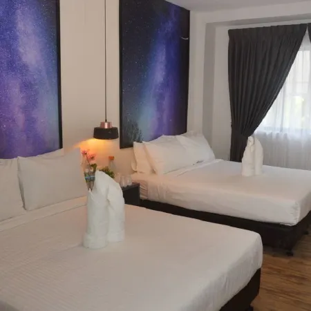 De Luna Hotel Sri Petaling Отели рядом с достопримечательностью «Арена «Аксиата»»
