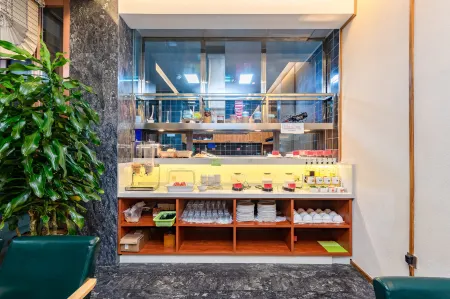 Tianhe Holiday Hotel Отели в г. Баошан