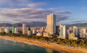 Vinpearl Beachfront Nha Trang