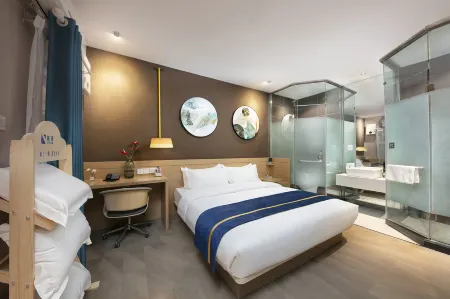 Zhengzhou City Fun Hotel (Exhibition Center)