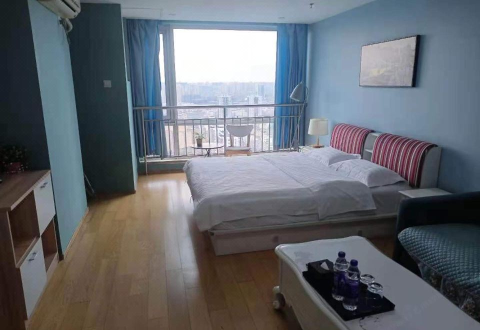 [YIhe Apartment의 깔끔한 개인 욕실]