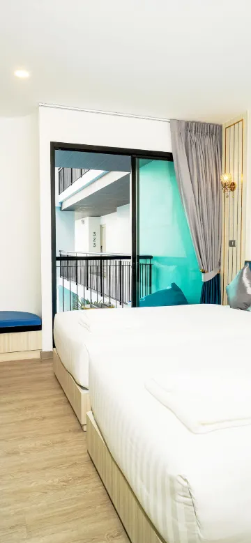 ห้องดีลักซ์ พร้อมวิวสระว่ายน้ำ