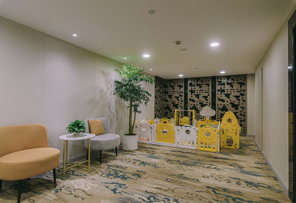 1. 조이풀 야드 호..