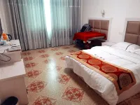 Shi Bing Convenient Hotel