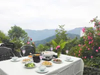 Yun Shang Wu Tian Guesthouse