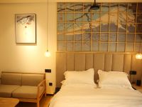 原著雅居酒店 - 美奈的洋房智能投影大床房