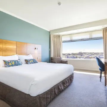 Nightelier Devonport Gateway Hotel