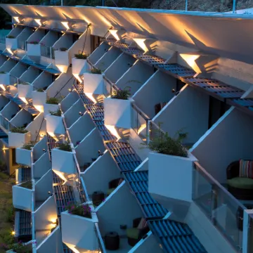 Ela Beach Hotel & Apartments โรงแรมใกล้สนามบินนานาชาติแจ็คสัน