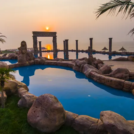 Fisher island Seaview Hot Spring Resort