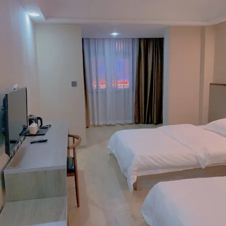 Luoshan Haiyue Hotel