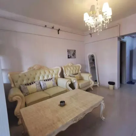 Daqing Express Day Rent House