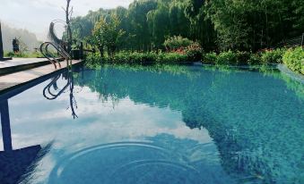 Moganshan Pinzhu Guanlan Yueying Hot Spring Holiday Home