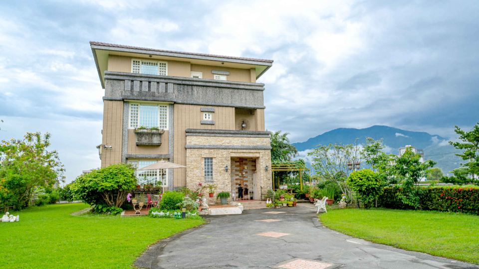 Evergreen Garden House