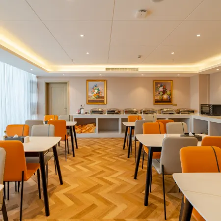 Vienna Classic Hotel (Yixing Huanke Park)