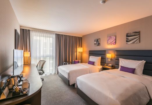 힐튼 가든 인 조식 공간