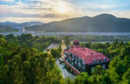 忙碌的考拉·Weeknd Hotel 嶗山區附近的飯店