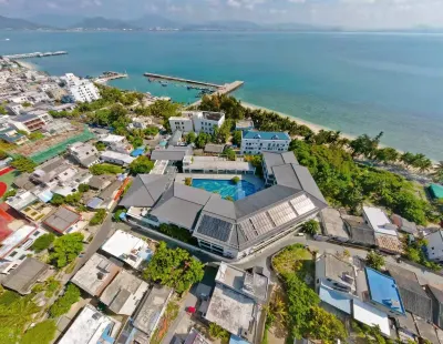 West Island Yard Boutique Hotel (Sanya West Island Scenic Area) Hotel dekat West Island