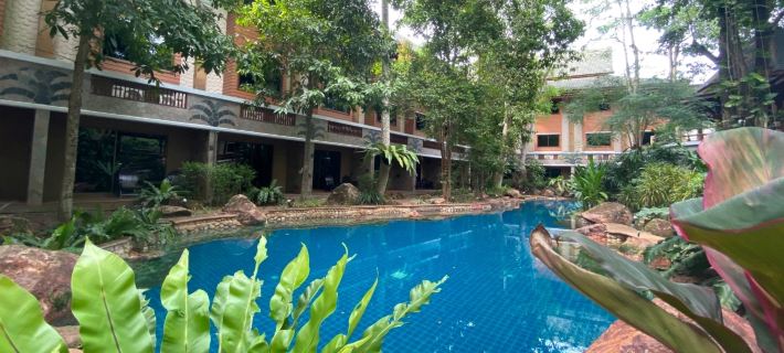 โรงแรมร้อยเกาะ โรงแรมในสุราษฎร์ธานี