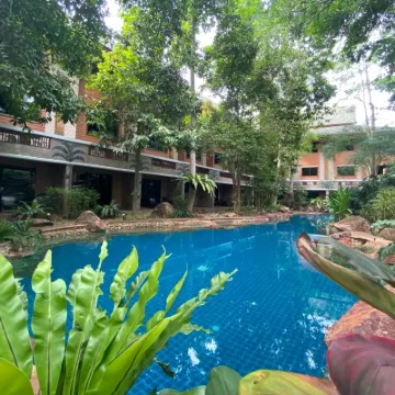 100 Islands Resort & Spa Hotels near Central Surat Thani