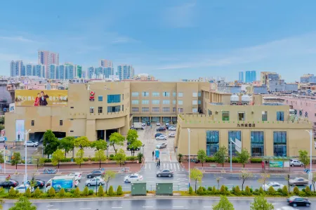 City Castle Hotel Отели рядом с достопримечательностью «Yangjiang Vocational and Technical College»