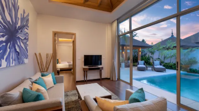 Splash Beach Resort Maikhao Phuket Отели в г. Пхукет