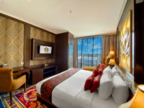 Sapphire Sky Hotel & Conference Hotels in Pagedangan