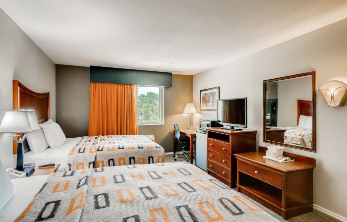 Orangewood Inn and Suites Midtown