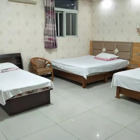 Red Hing Hotel