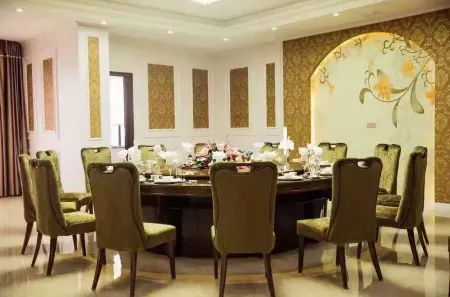 Chenxi Wulingcheng Hotel Отели в г. Чэньси