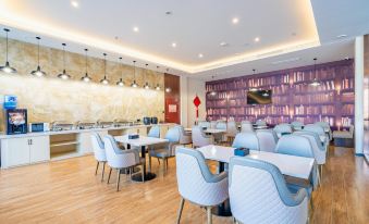GEM Hotel (Anqing Wangjiang County Economic Development Zone Fengqi Road)
